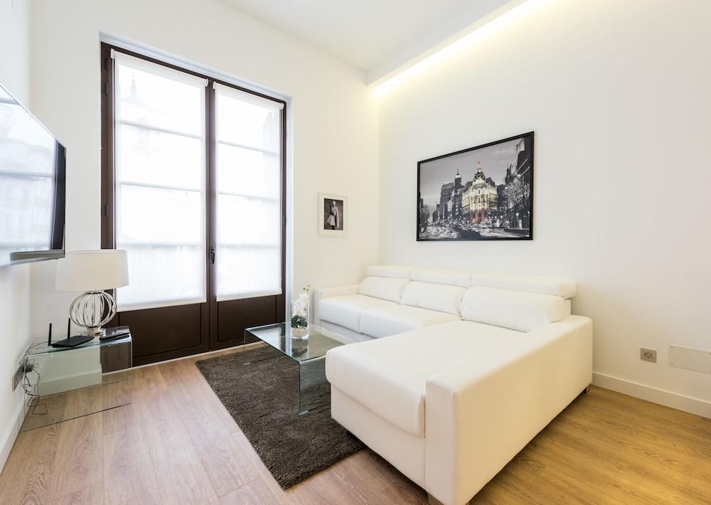 Apartamento Malasaña Plaza by Madflats Collection Madrid Exterior foto